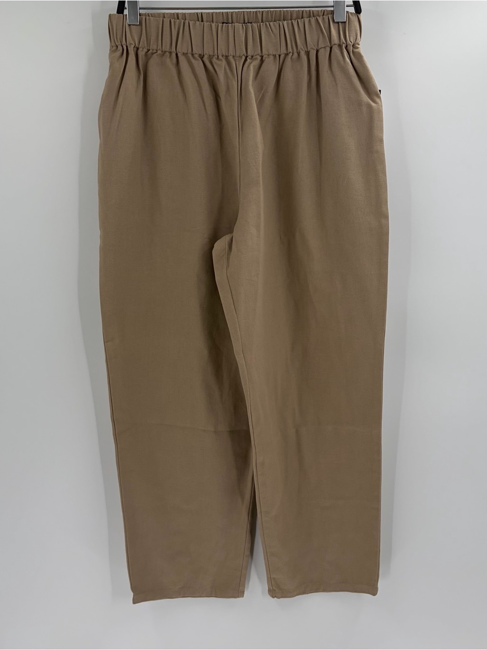 Able Mary Pull On Easy 100% Cotton Everyday Cropped Beige Pants Size Medium NWT